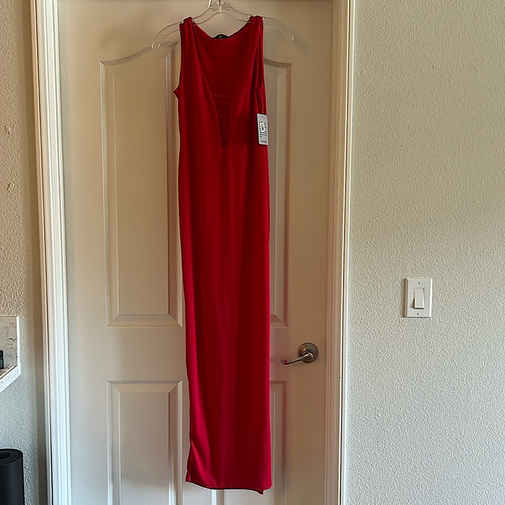 Missguided - Sleeveless Plunge Maxi Dress - Size 6/red